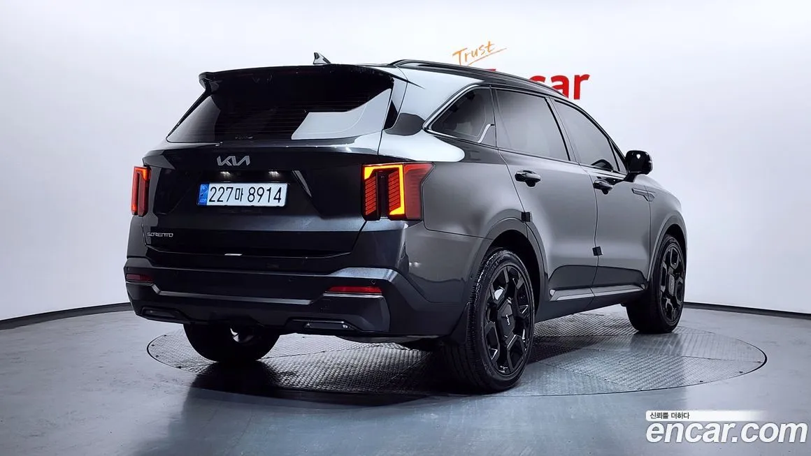 Kia Sorento — фото 4