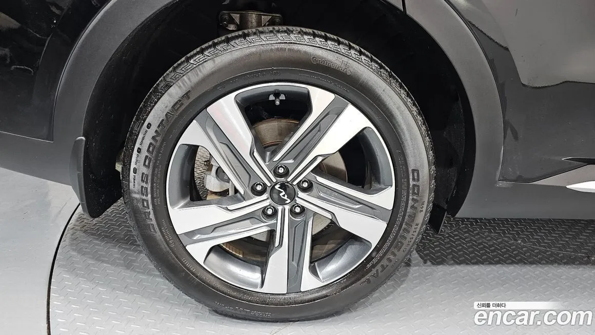 Kia Sorento — фото 8