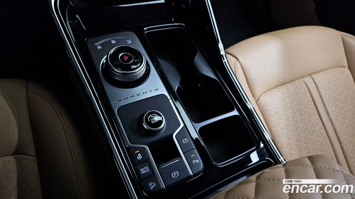 Kia Sorento — фото 9