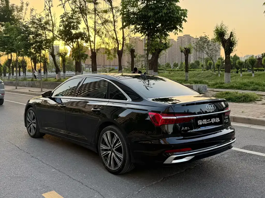 Audi A6L 2023 из CN, фото 9