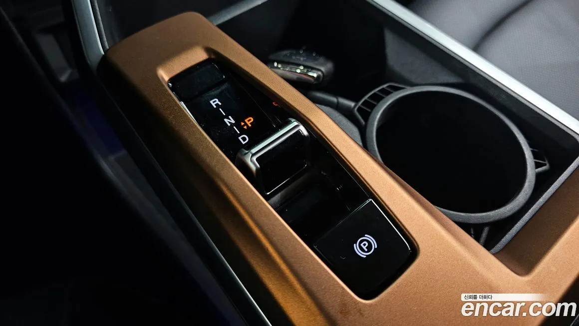 KG Mobility (Ssangyong) Torres — фото 10