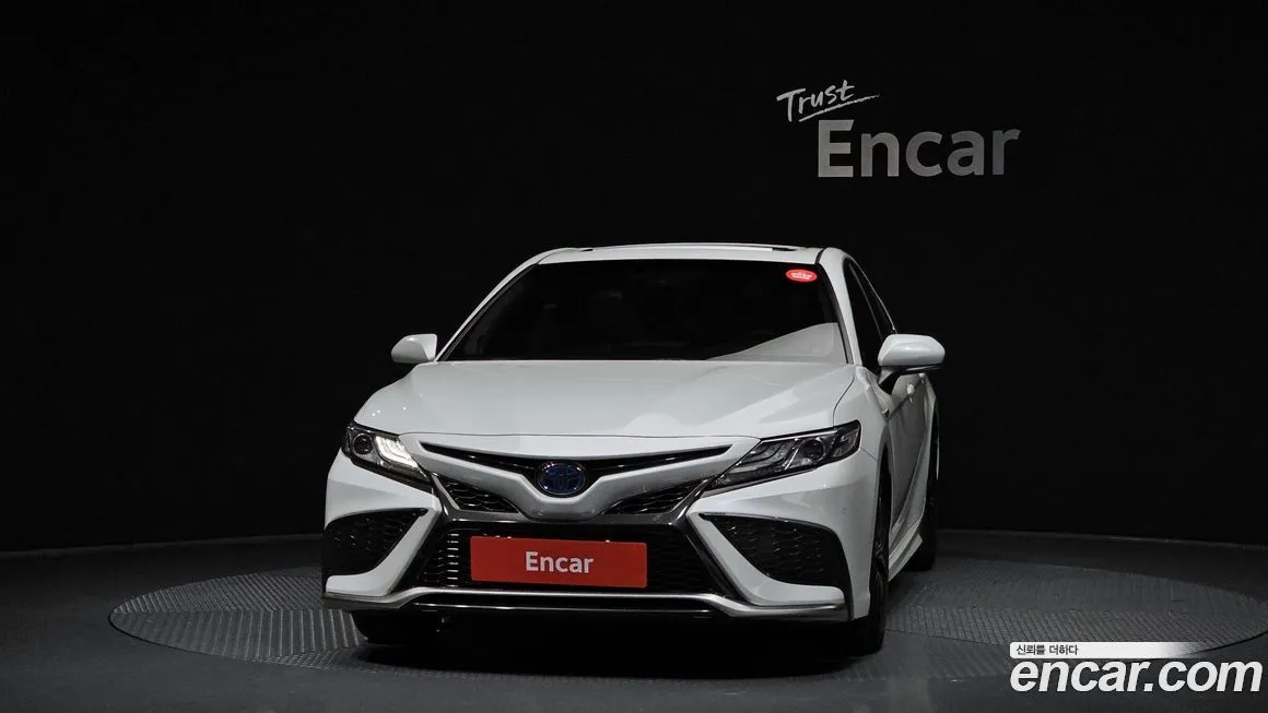 Toyota Camry 2024 из KR, фото 2