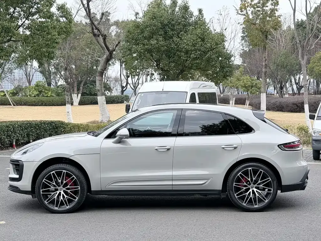 Porsche Macan — фото 10