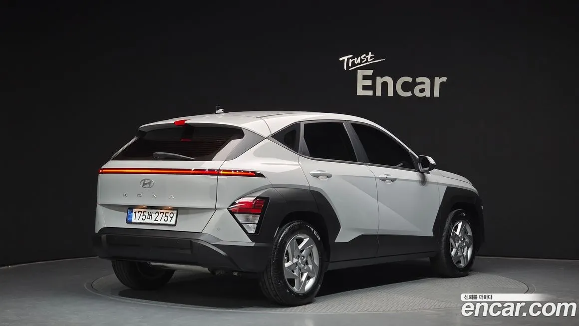 Hyundai Kona 2023 из KR, фото 2