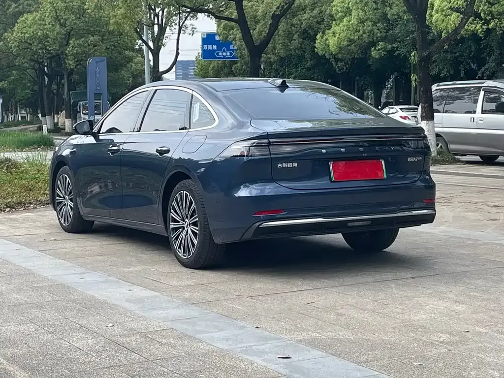 Geely Galaxy A7 — фото 9