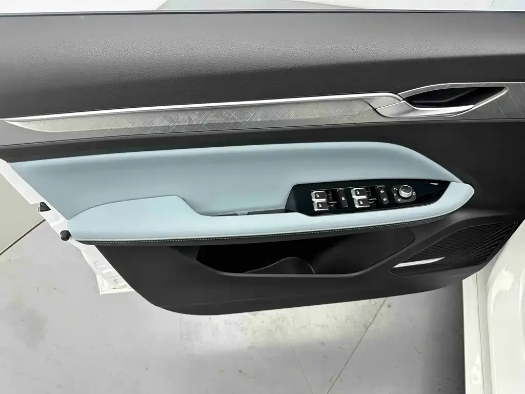 Geely Emgrand L 2022 из CN, фото 7