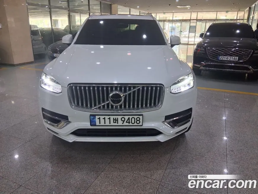 Volvo XC90 2023 из KR, фото 3