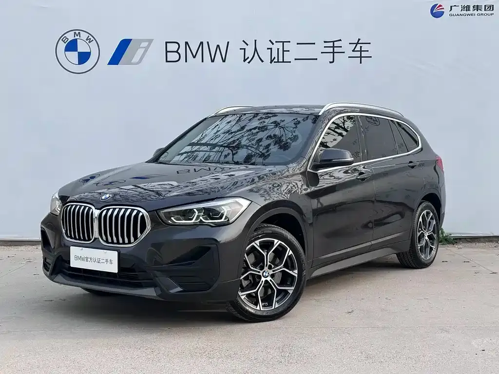 BMW X1 — фото 1
