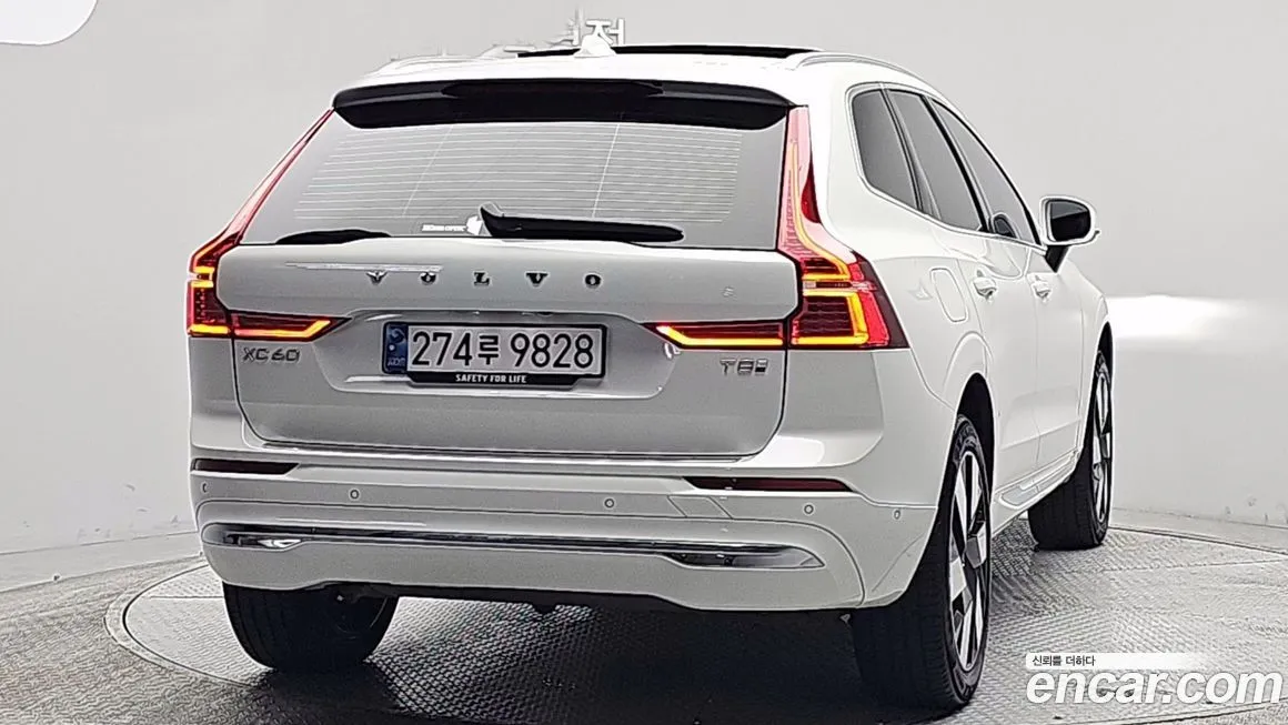 Volvo XC60 2025 из KR, фото 9
