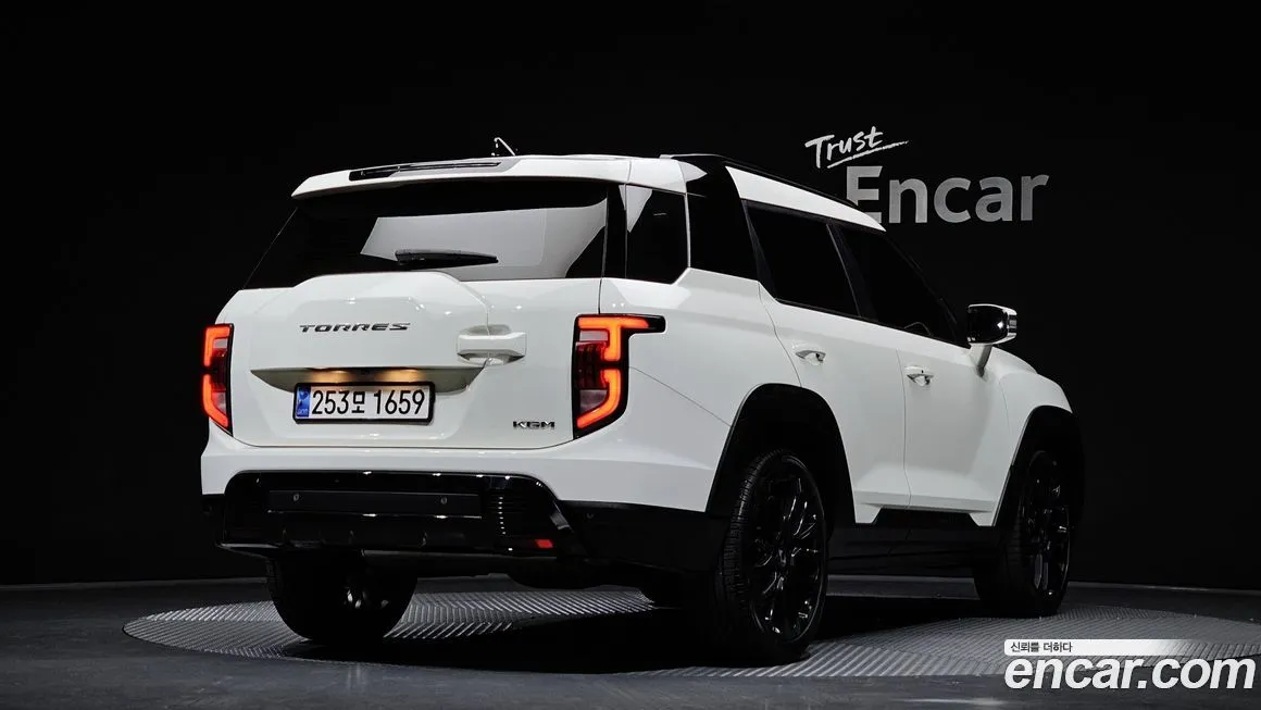 KG Mobility (Ssangyong) Torres — фото 4