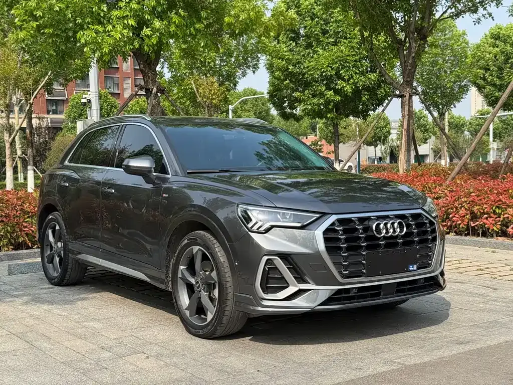 Audi Q3 — фото 6