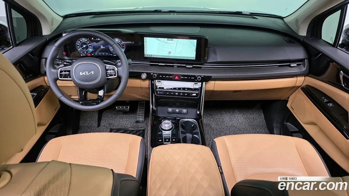 Kia Carnival — фото 10
