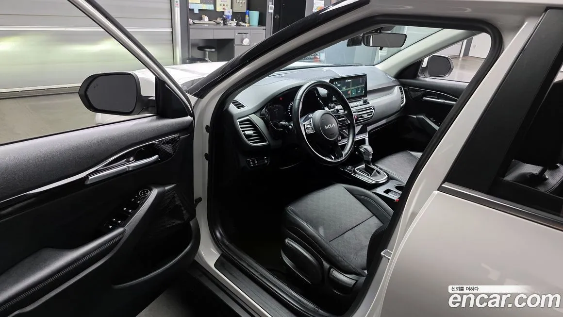 Kia Seltos 2023 из KR, фото 8