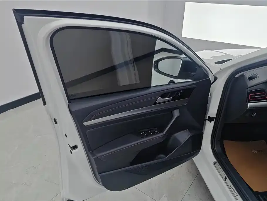 Volkswagen Lavida 2024 из CN, фото 3