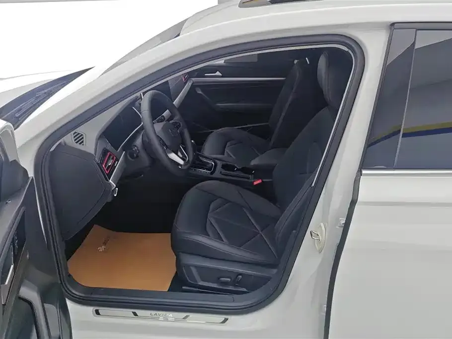 Volkswagen Lavida 2024 из CN, фото 4