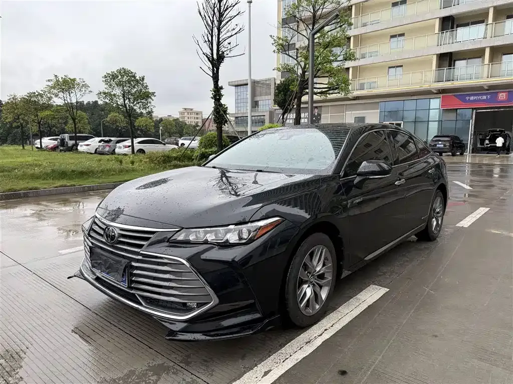 Toyota Avalon 2021 из CN, фото 1
