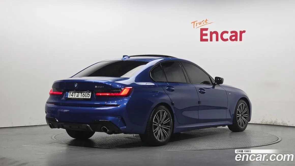 BMW 3-Series 2022 из KR, фото 4