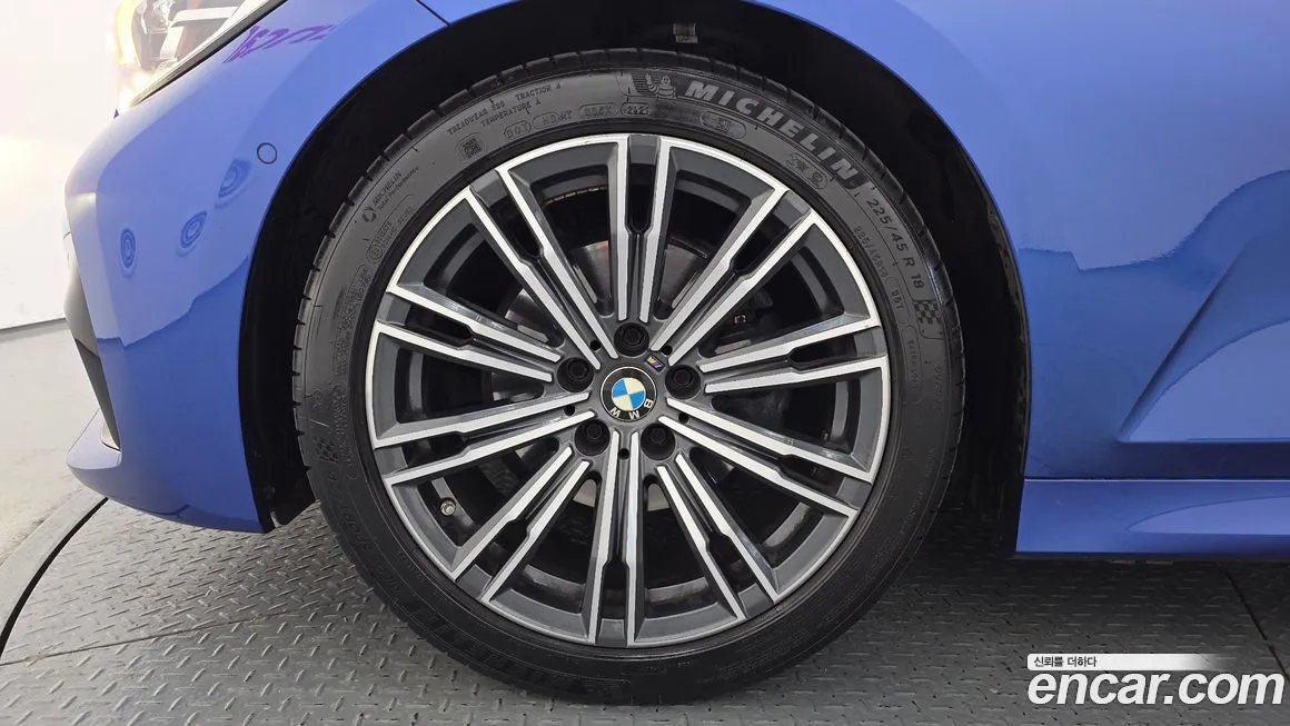BMW 3-Series 2022 из KR, фото 6