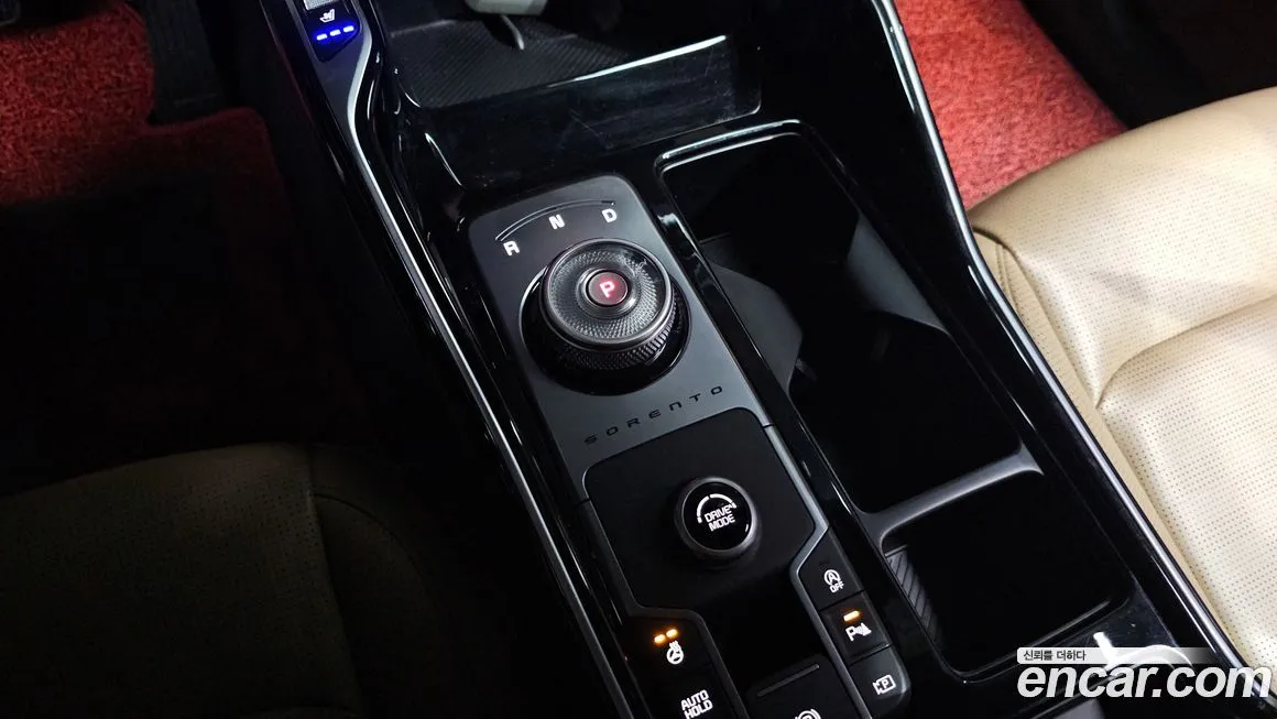 Kia Sorento — фото 10