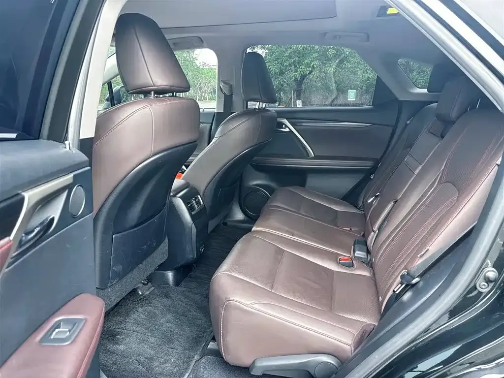 Lexus RX — фото 2