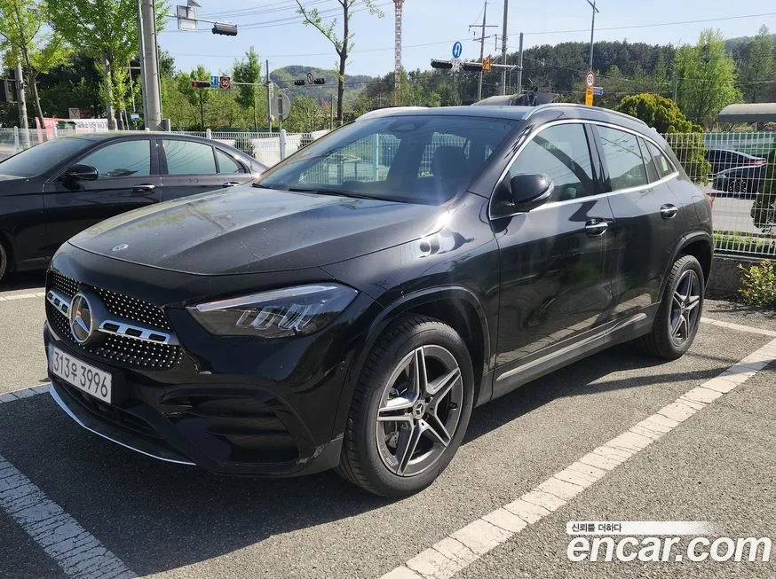 Mercedes-Benz GLA-Class — фото 6