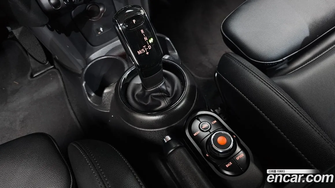 Mini Cooper 2021 из KR, фото 7