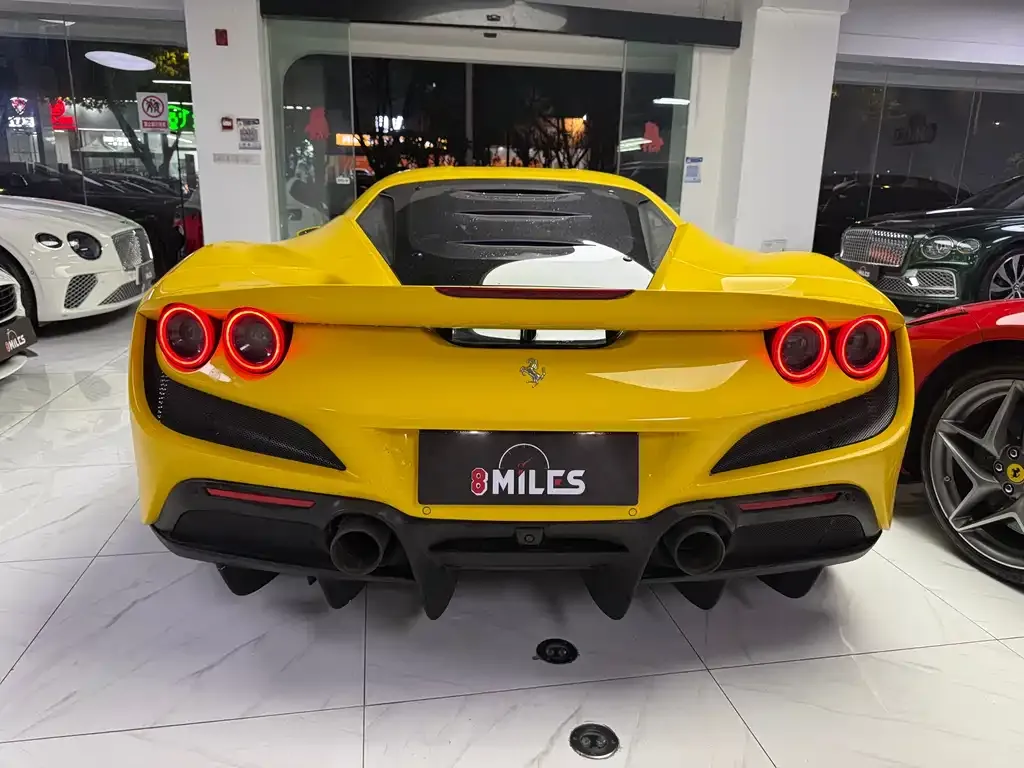 Ferrari F8 2023 из CN, фото 3