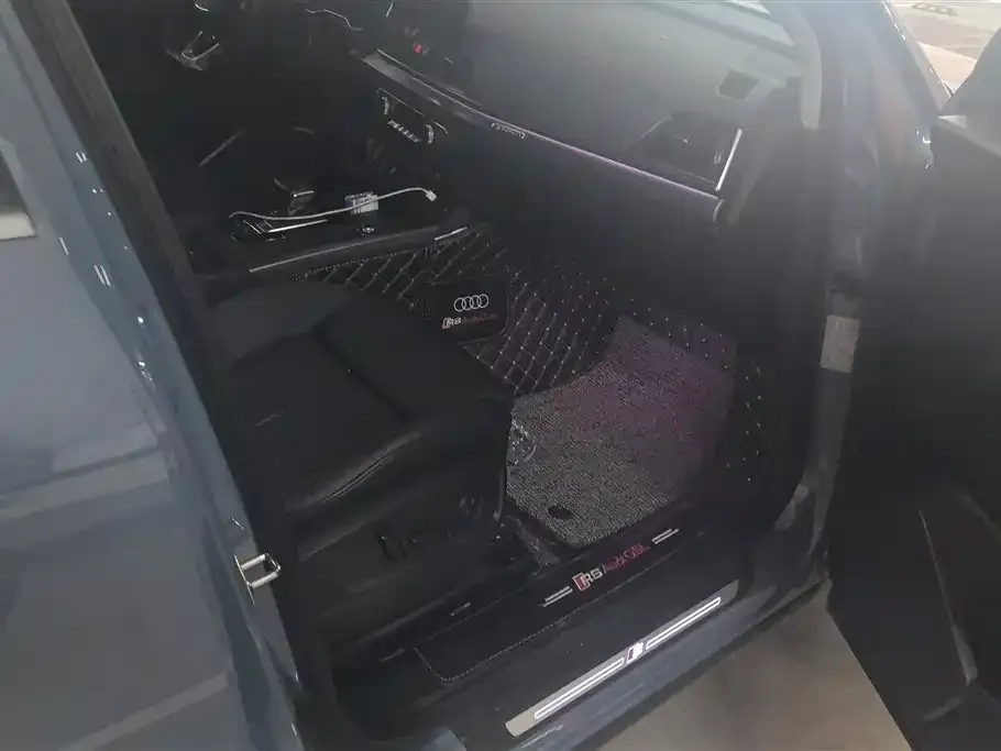 Audi Q5L 2022 из CN, фото 7