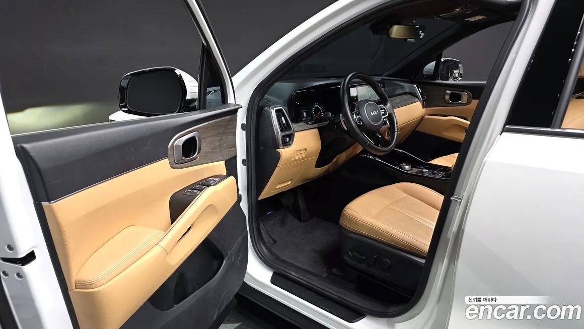 Kia Sorento — фото 8