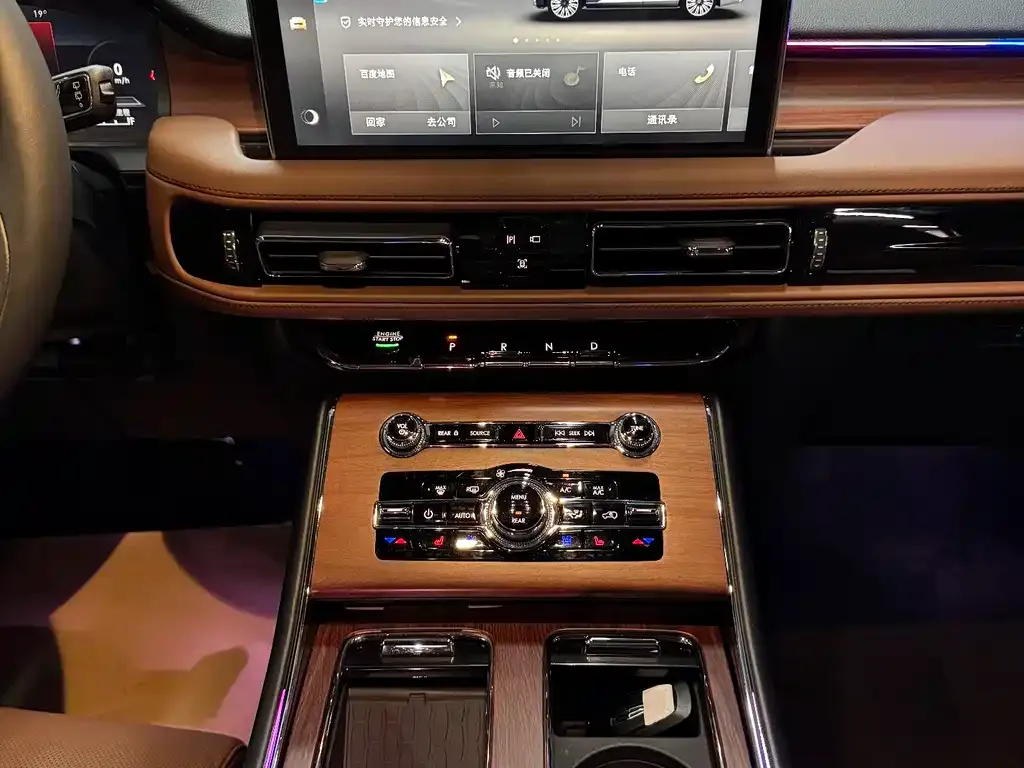Lincoln Aviator — фото 6