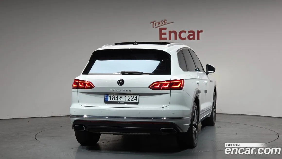Volkswagen Touareg 2023 из KR, фото 6