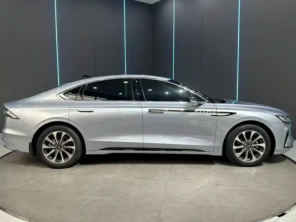Lincoln Z 2022 из CN, фото 10