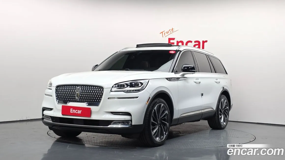 Lincoln Aviator