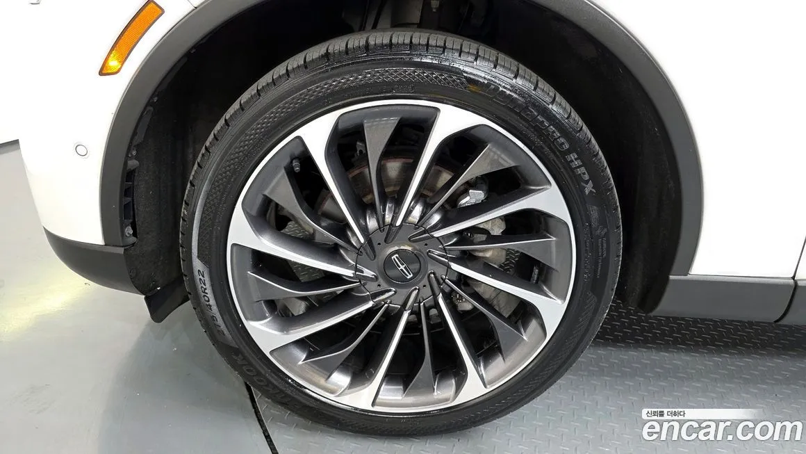 Lincoln Aviator 2021 из KR, фото 7