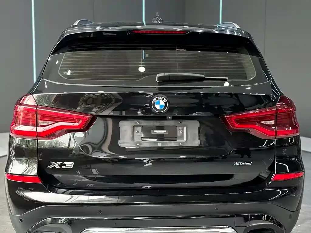 BMW X3 — фото 4