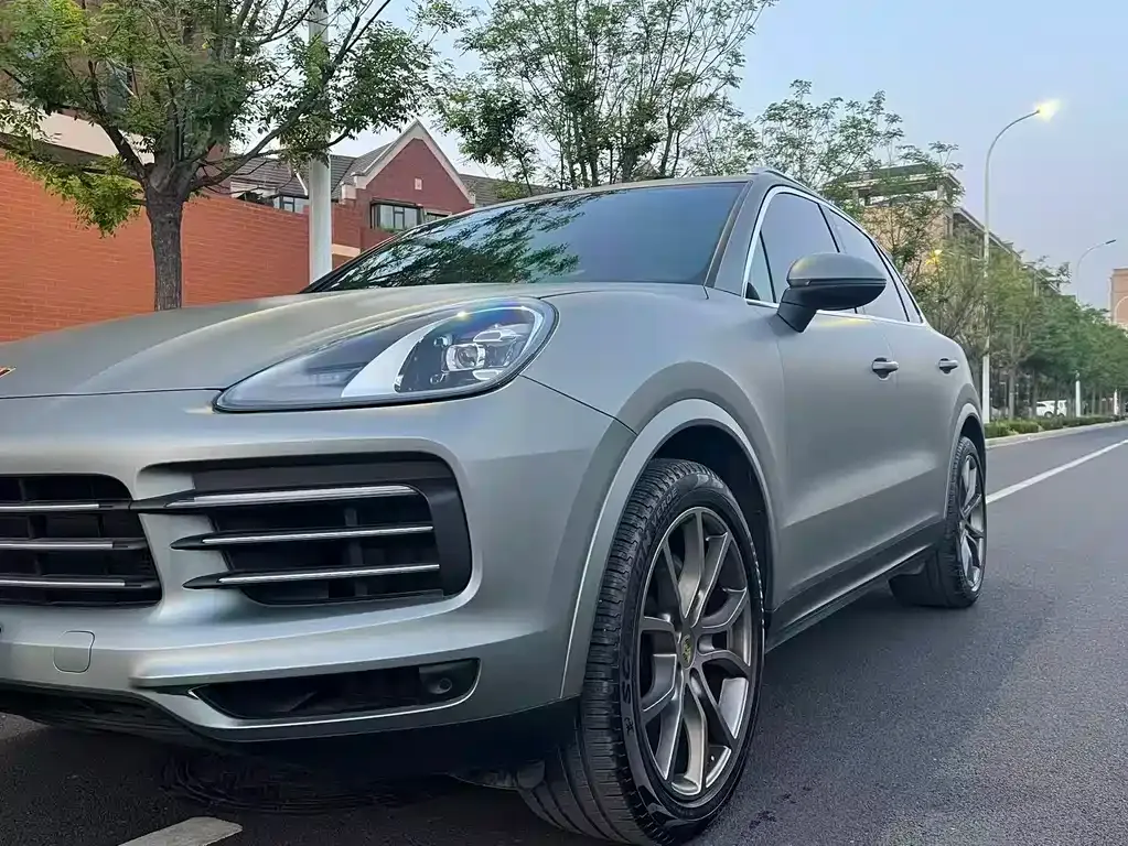 Porsche Cayenne — фото 4