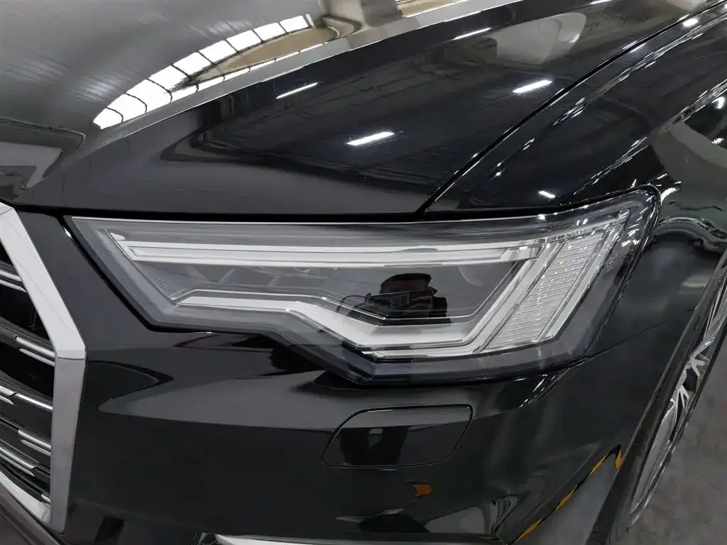 Audi A6L 2023 из CN, фото 6