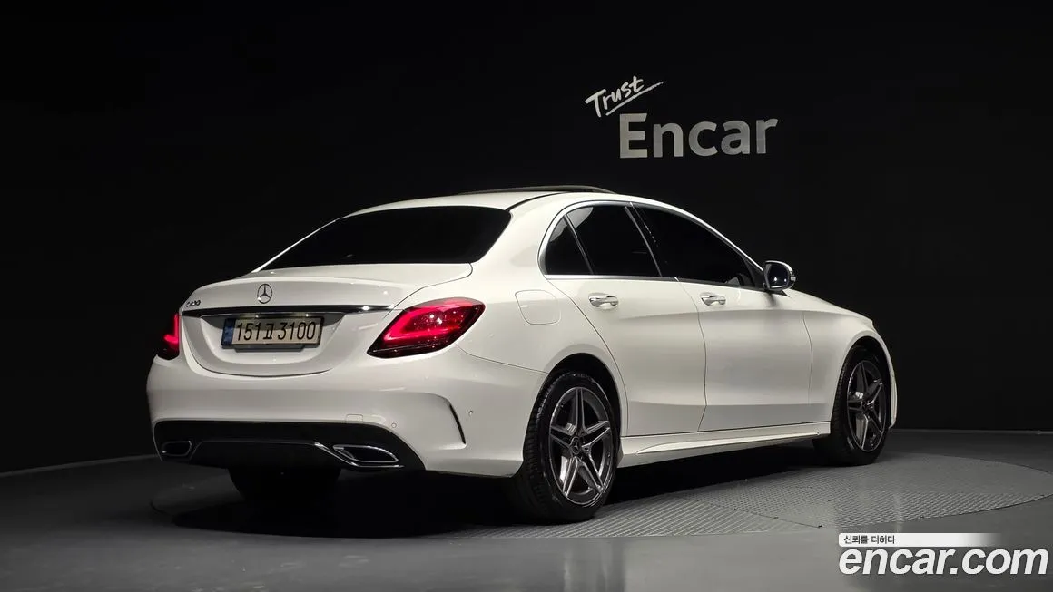 Mercedes-Benz C-Class 2021 из KR, фото 2