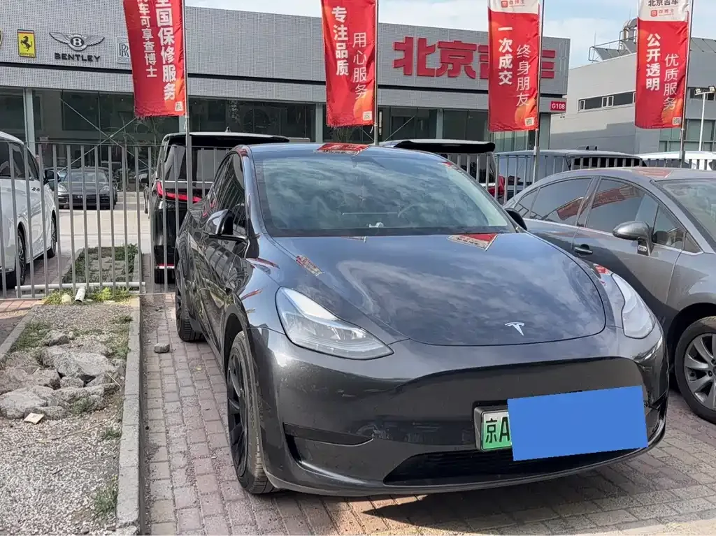 Tesla Model Y 2024 из CN, фото 4