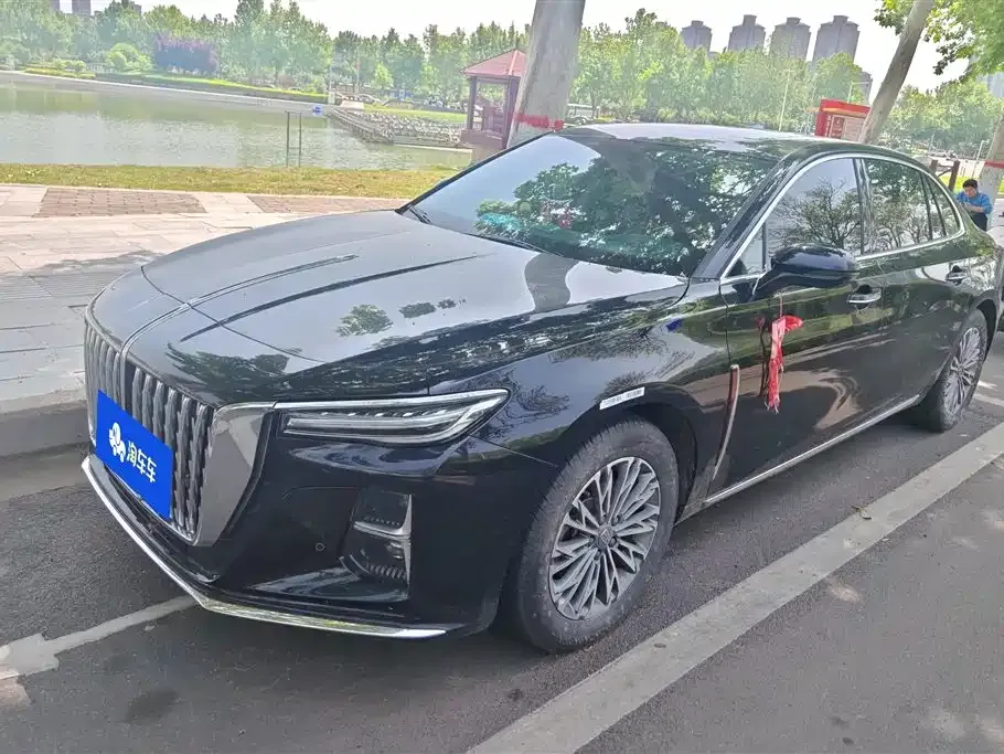 Hongqi H5 — фото 1