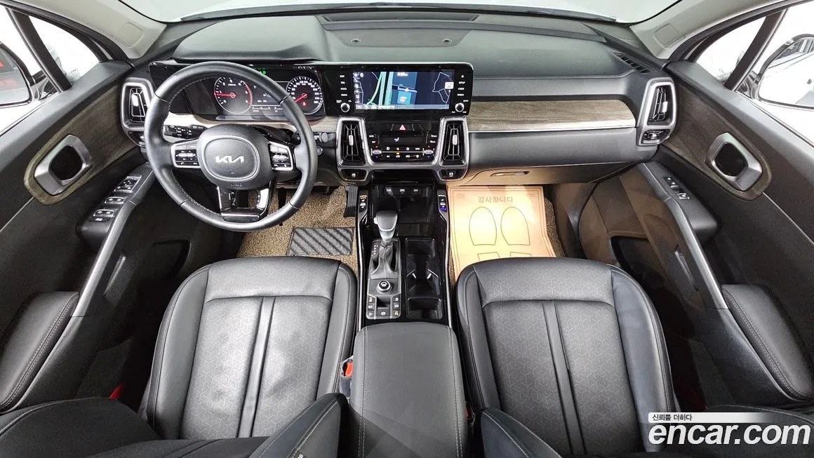 Kia Sorento — фото 4