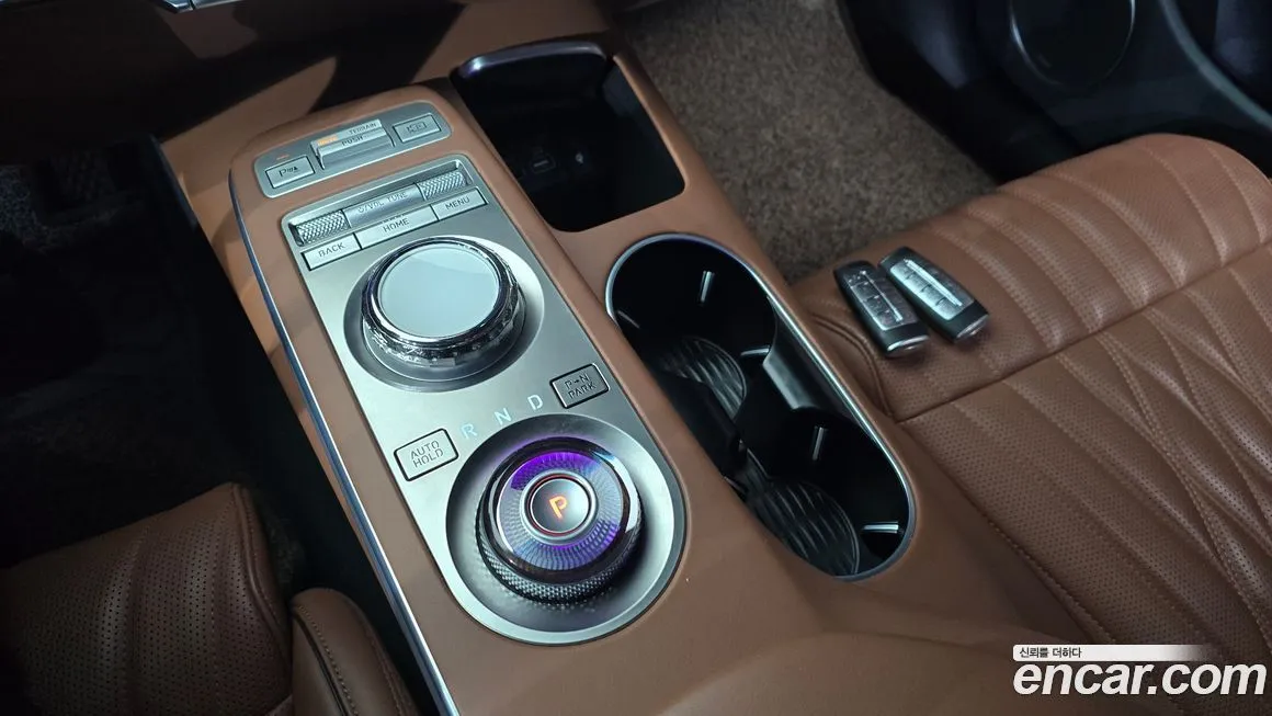 Genesis GV70 — фото 10