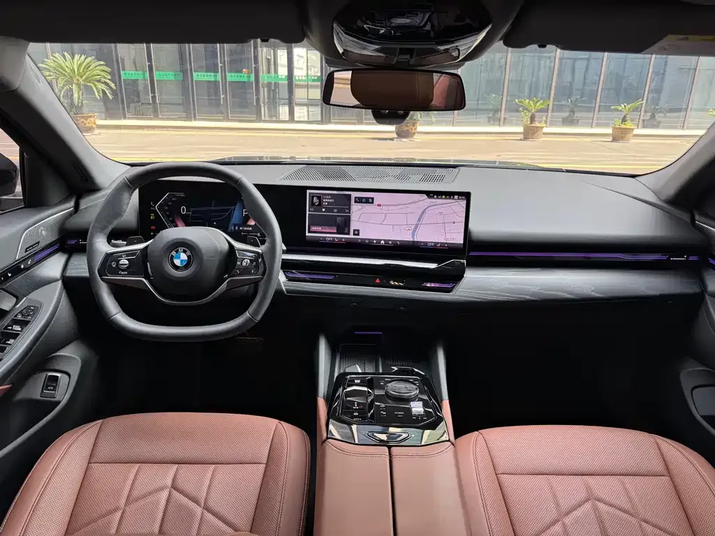 BMW 5 Series — фото 2
