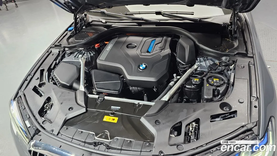 BMW 5-Series 2023 из KR, фото 7