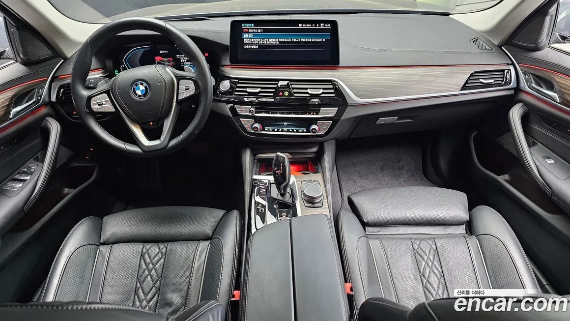 BMW 5-Series 2023 из KR, фото 6
