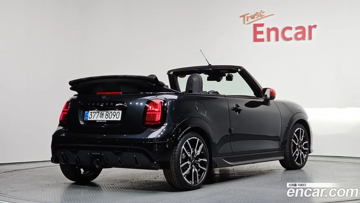 Mini Cooper Convertible — фото 2