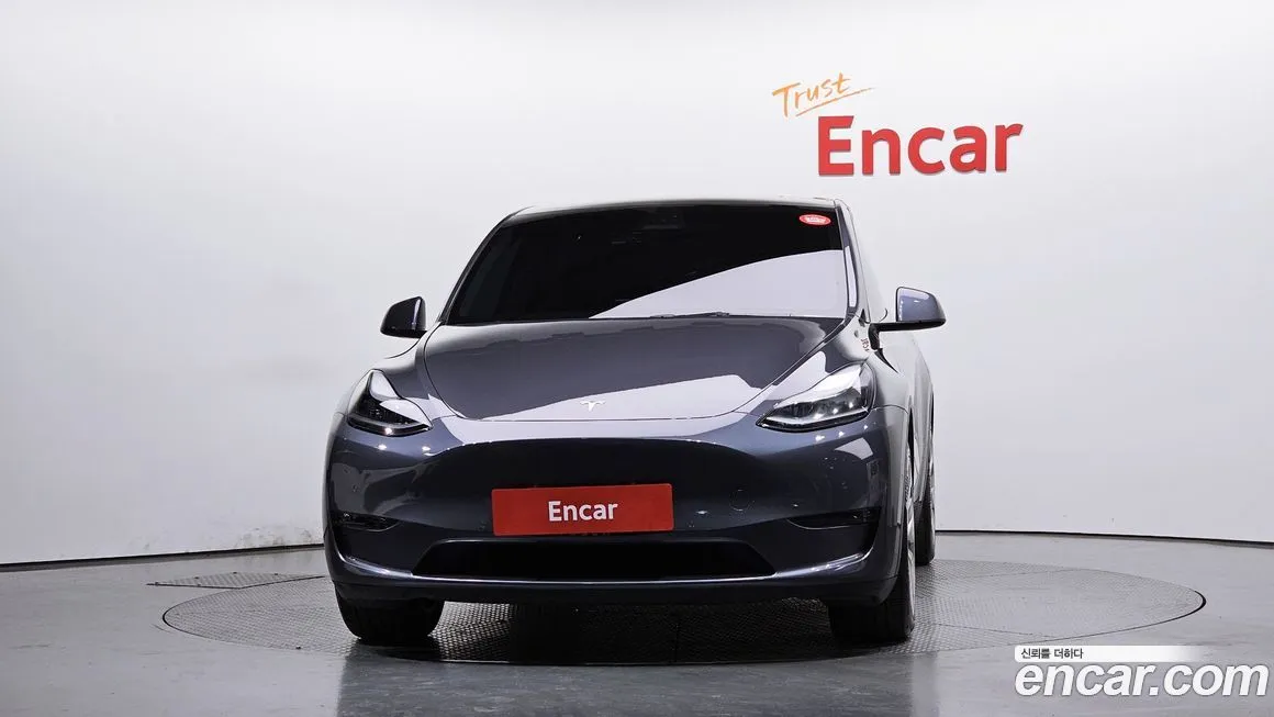 Tesla Model Y — фото 3