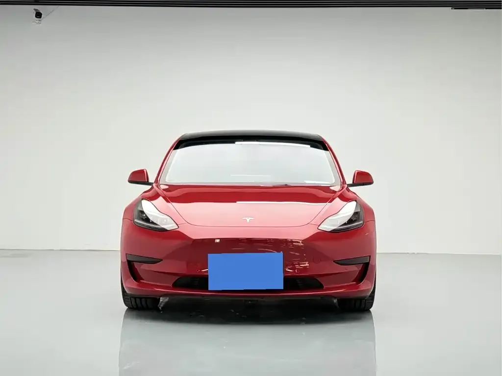 Tesla Model 3 — фото 6
