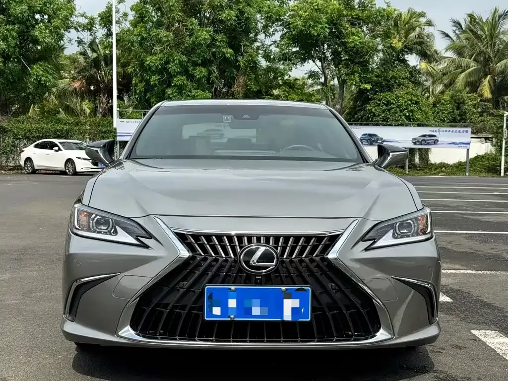 Lexus ES 2023 из CN, фото 7