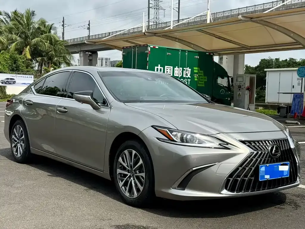 Lexus ES 2023 из CN, фото 6
